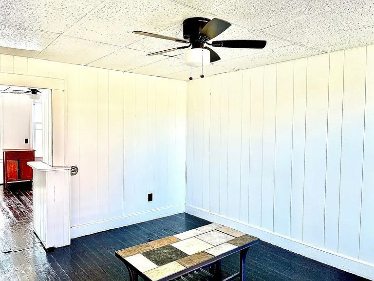 36 Broad St #2 — Photo 4