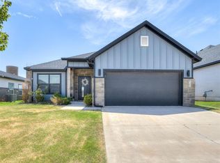 8104 NW 151st Cir, Edmond, OK 73013