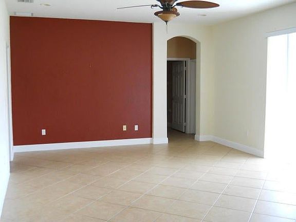 2nd image of 1579 Newhaven Point Ln
