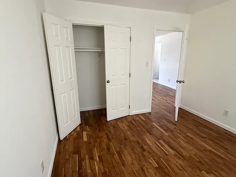 1358 University Ave #2 — Photo 5