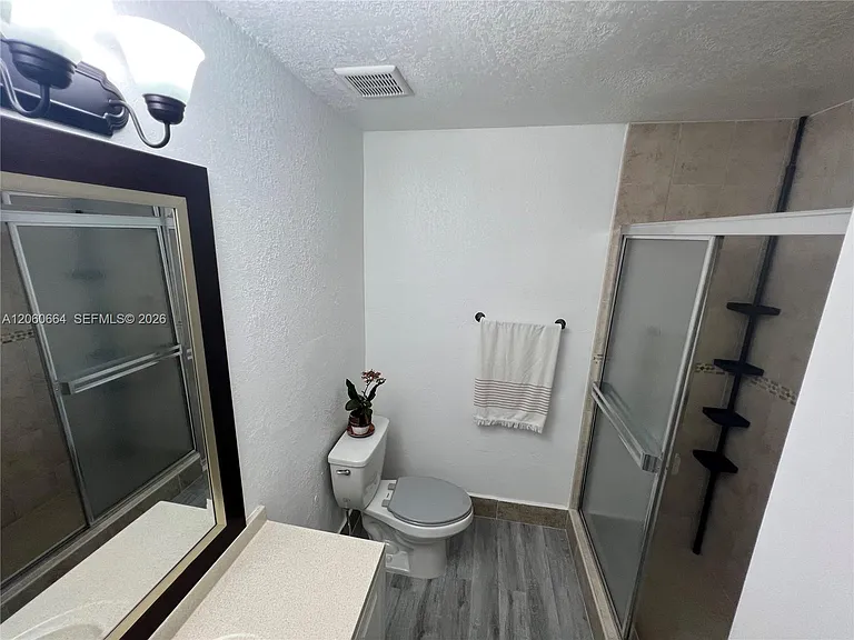 1901 NW South River Dr #35C — Photo 15