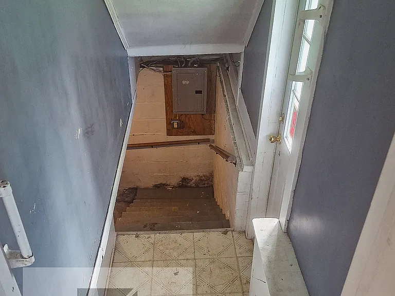 1100 Sherman Ave — Photo 35