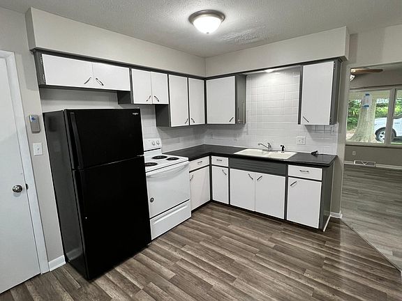 4th image of 1707 Hammel St #1707