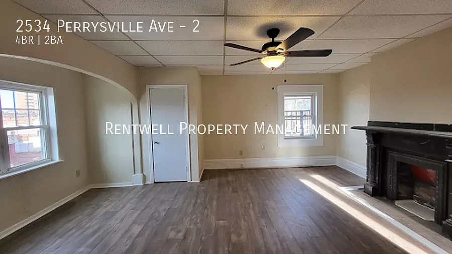 4 Bedroom Top-Floor Duplex Unit in Perry South — Photo 3
