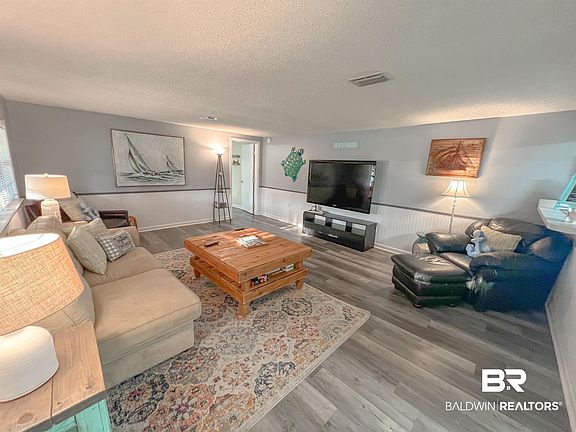 5th image of 5762 Pensacola Ave