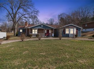 1650 Bowles Ave, FENTON, MO 63026