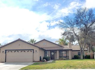 901 E Julia Way, Hanford, CA 93230