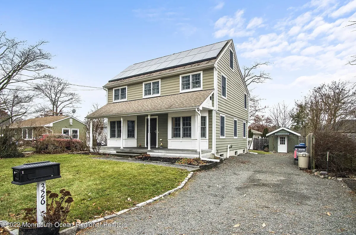 Building Photo - 326 Halliard Ave