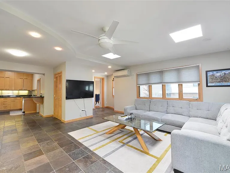 8045 Watkins Dr — Photo 23