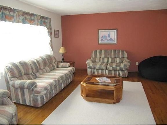 2nd image of 14 Elmwood Dr