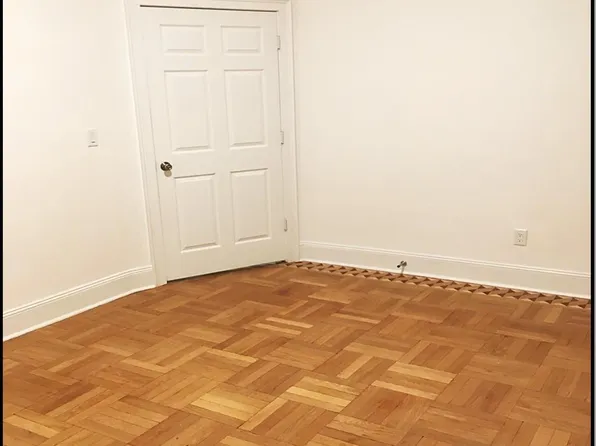 86 Sherman Place image 7 of 34