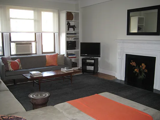 Rented by Rita S Citrin, LREB | media 3