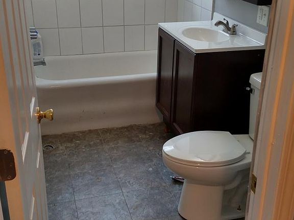 5th image of 6345 W Hermione St