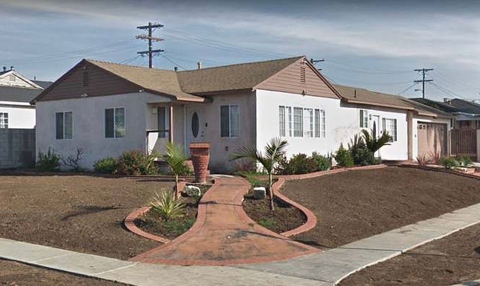 1st image of 13518 S Menlo Ave