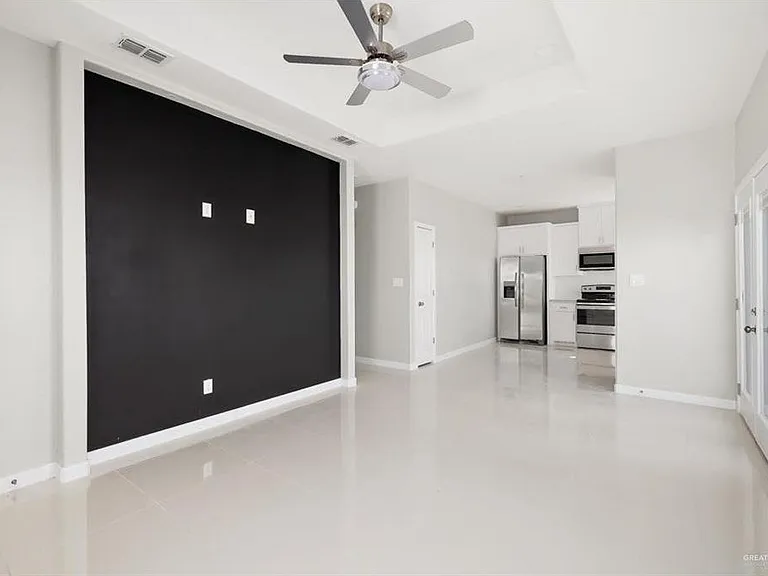 201 W Saint Helena Ave #2 — Photo 8
