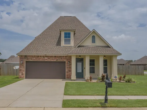 100 Caddo Ct, Lafayette, LA 70506