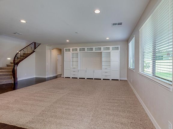 5th image of 15682 W Wilshire Dr