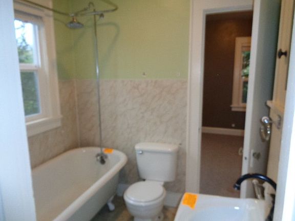 2nd image of 8398 Doone Ave SE