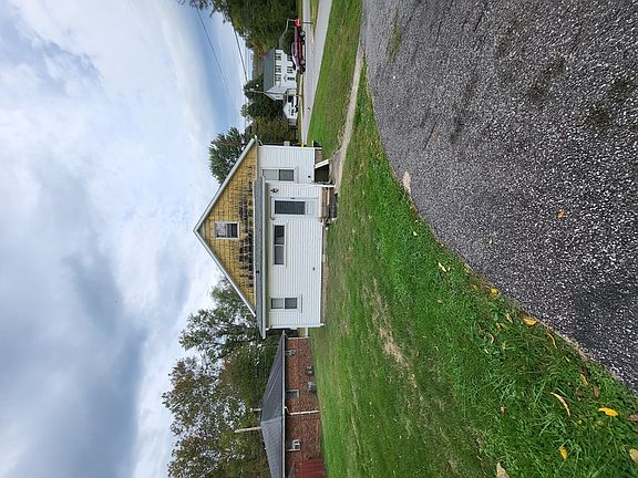 2nd image of 726 N 4th Ave