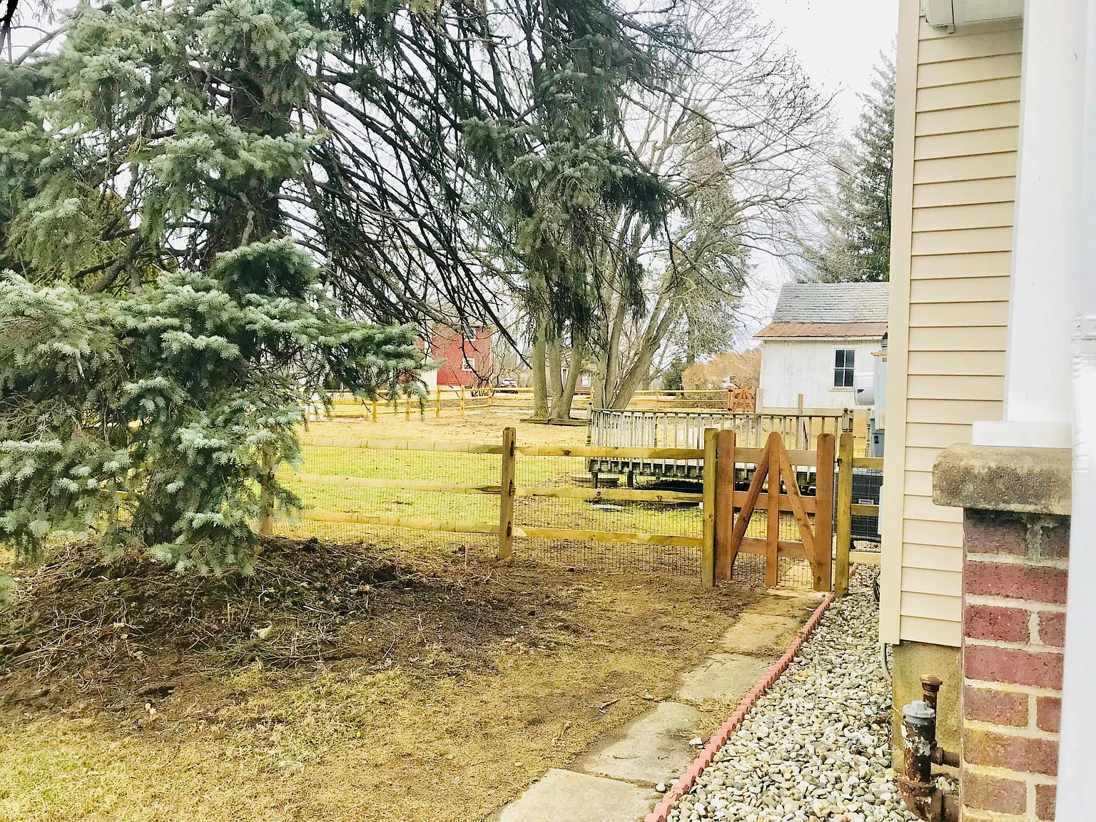 3 bed, 1488 sqft, $2,295 — Photo 4