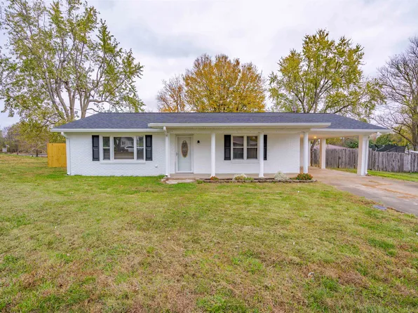 131 W Kelly St, Waverly, KY 42462