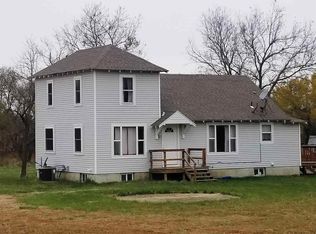 9923 E Us Highway 50, Peabody, KS 66866