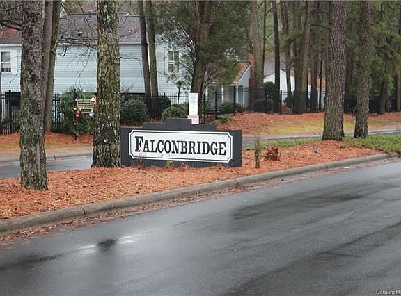 2nd image of 8521 Pine Thicket Ct