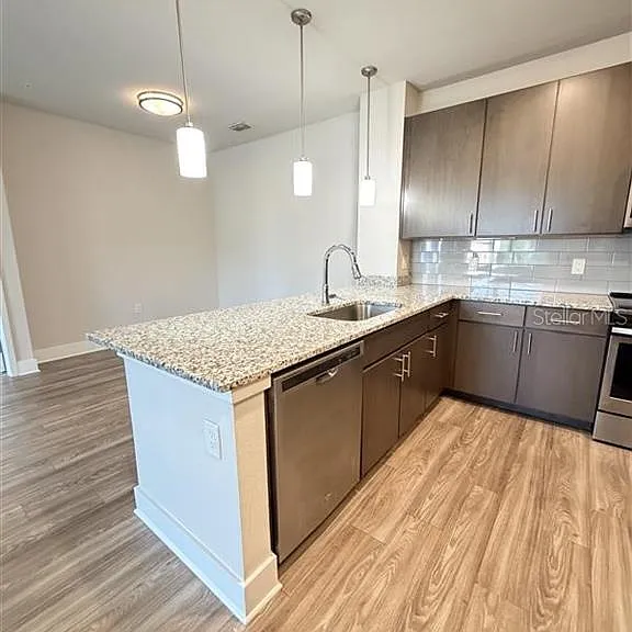 541 Academy Dr #204 — Photo 7