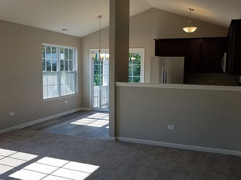 4402-4432 Timber Ridge Ct — Photo 17