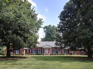 5812 Orion Rd, Louisville, KY 40222