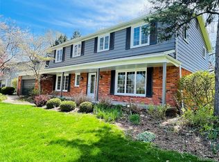600 Sedgefield Dr, Bloomfield Hills, MI 48304