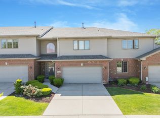 17964 Upland Dr, Tinley Park, IL 60487