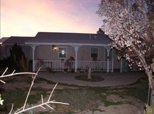 9884 Deep Creek Rd, Apple Valley, CA 92308