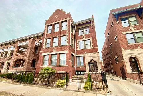 5017 S Drexel Blvd #101 Photo 1