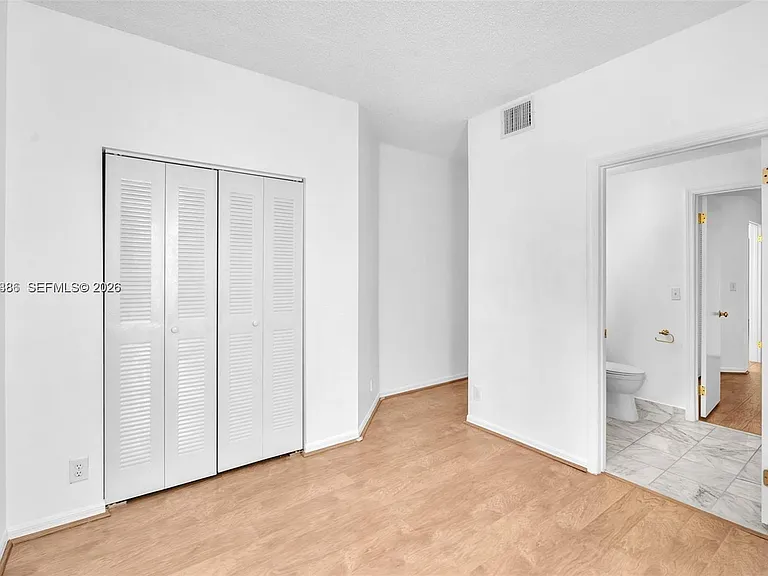 800 Sorrento Dr #2 — Photo 18