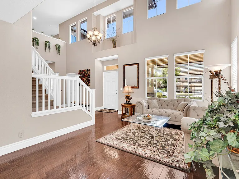 1215 Royal Ann Ct — Photo 9