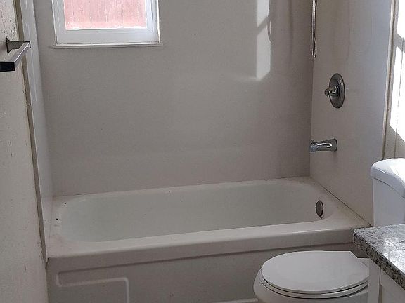 5th image of 966 Myrna Ave #1 & 2