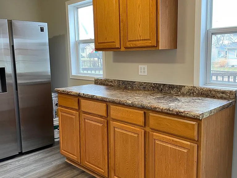 2512 Willis Ave — Photo 6