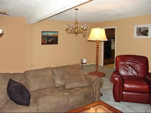 3rd image of 5426 PLANTATION DR