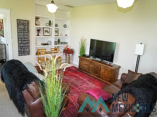 7342 N Main St — Photo 73