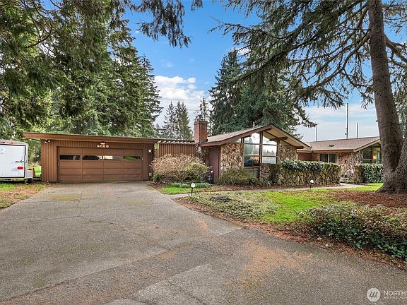 2nd image of 5606 Donnelly Drive SE