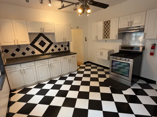 42 Lucerne St #1, Dorchester Center, MA 02124