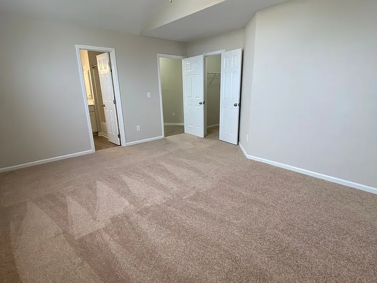 Meridian Park Apartments — Photo 323