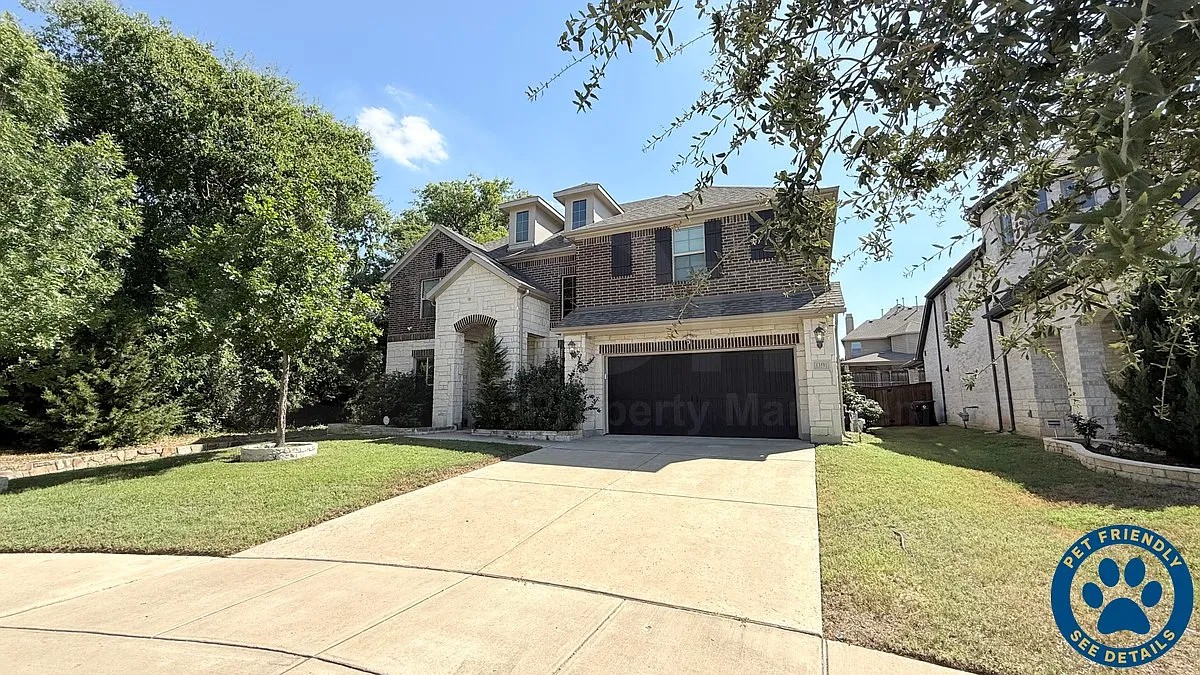 4 bed, 3.5 bath, 3528 sqft, $3,450 — Photo 1