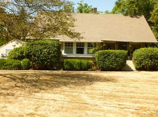 1490 Willamette Falls Dr, West Linn, OR