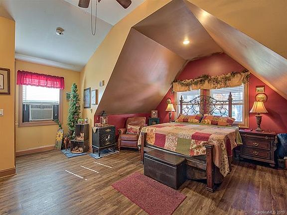 2nd image of 509 Brannon Forest Dr
