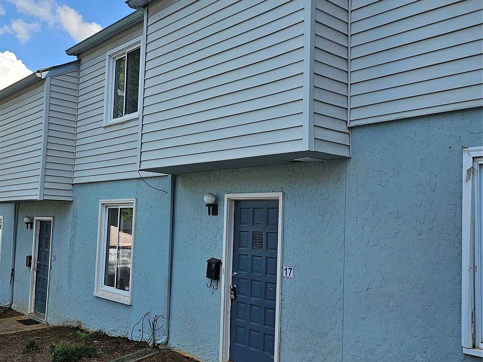 1st image of 1901 Mereview Ct Unit 17