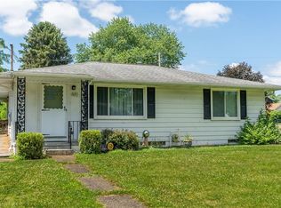 421 High St SE, Canal Fulton, OH 44614