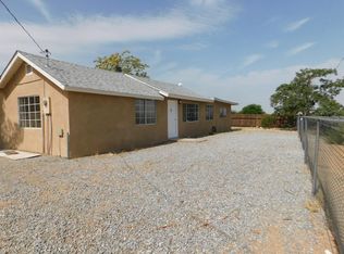 24001 Standing Rock Rd, Apple Valley, CA 92307