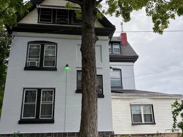 4820 Penn St, Philadelphia, PA 19124